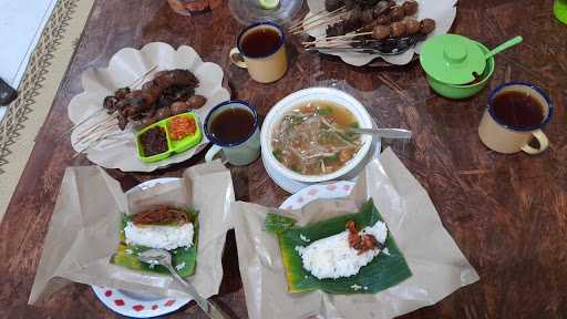 Angkringan Khas Jogya Mas Bowo 6