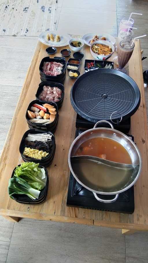 Nana Nabe Shabu And Grill 9