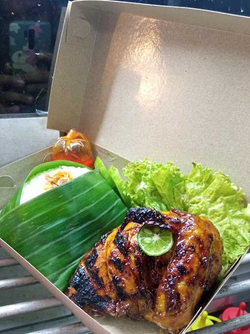 Ayam Bakar & Serundeng S'Raya Chicken 1