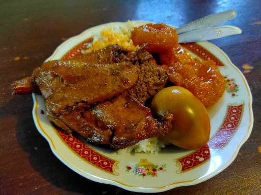 Warung Ayam Goreng Bacem Mbok Sum 5