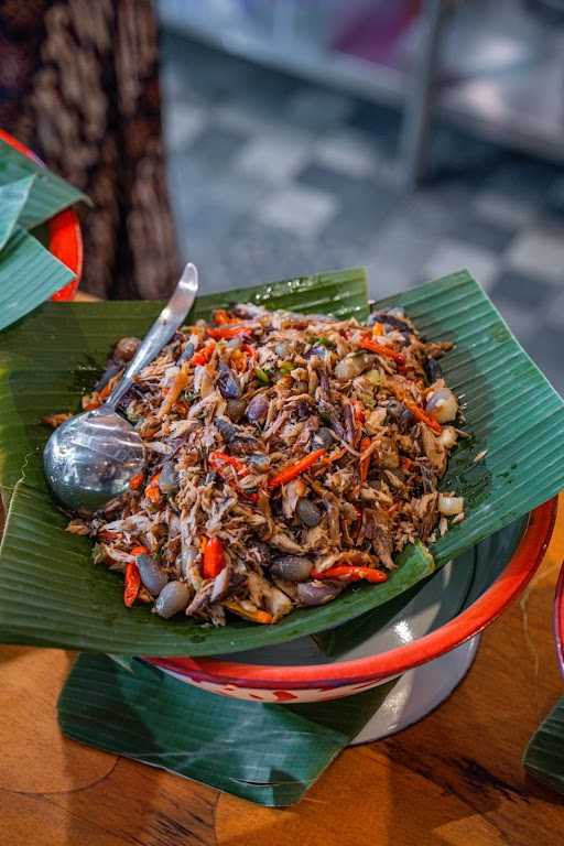 Warung Nasi Kamangi 5