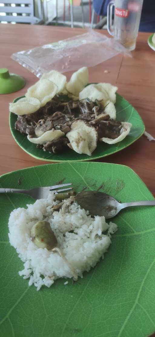 Pecel Lele Air Mancur 4