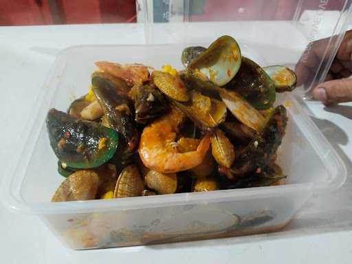 Seafood Kenzo Air Mancur 9