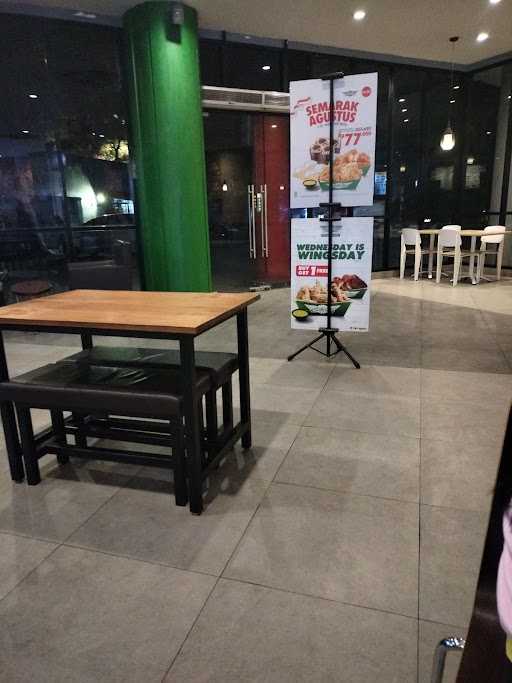 Wingstop Bogor Pajajaran 9