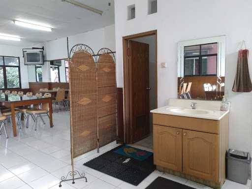 Rumah Gadang Restaurant 10