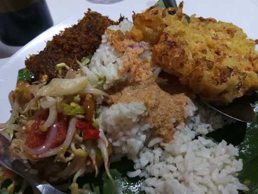 Nasi Uduk Bj Tajur 9