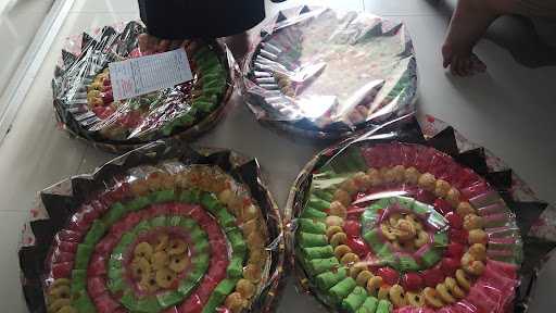 Kue Ny. Lina (Rumah) 2