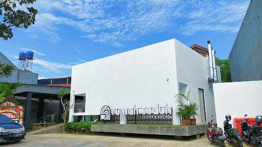 Rumah Seduh 2 Coffee And Kitchen 9