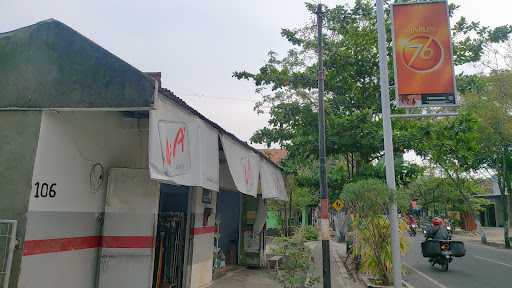 Dbro Chicken & Burger - Kedung Halang , Bogor 7