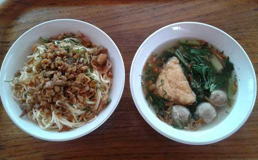 Mie Ayam Baso Bangka Hm 8