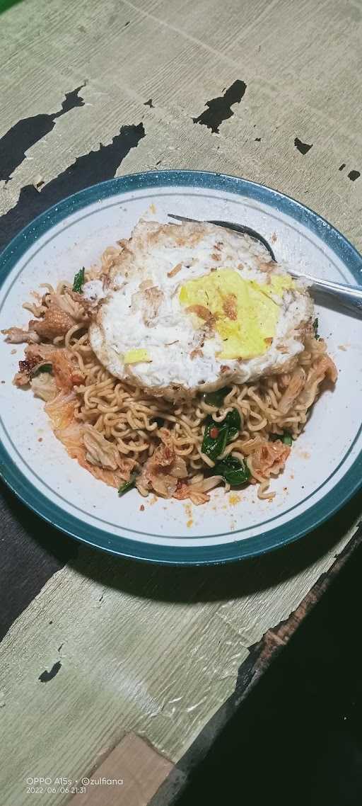 Nasi Goreng Spesial 4