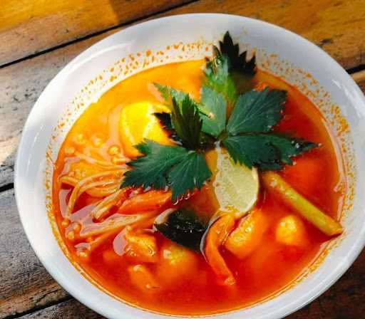 Sop Tomyam & Penyet Ayam Mbak Rina 2