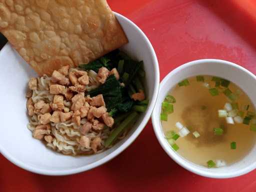 Kedai Bakmi Kita 1