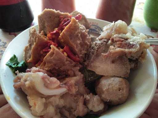 Bakso Hot Jeletot Si Kembar 4