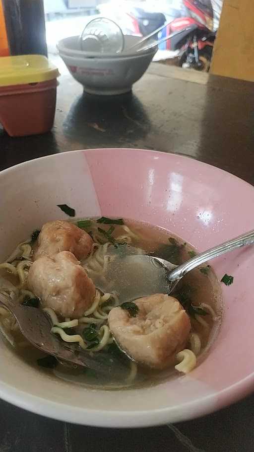 Bakso Hot Jeletot Si Kembar 3