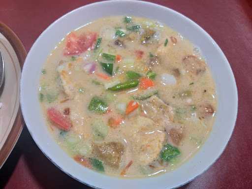 Sop Kaki Sapi Khas Jakarta 3