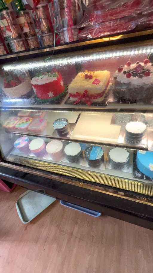 Kalika Cake Shop 6