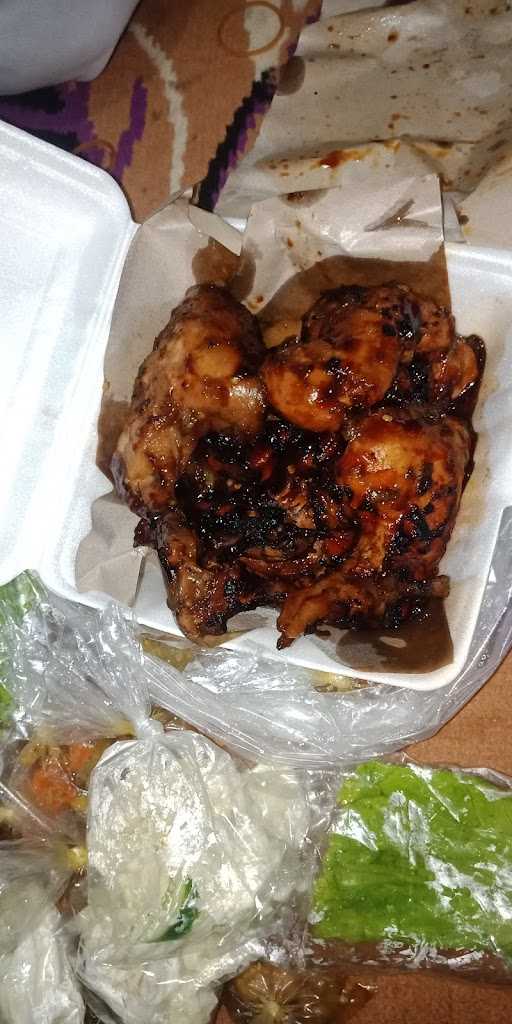 Ayam Dan Seafood Bakar Taliwang 6