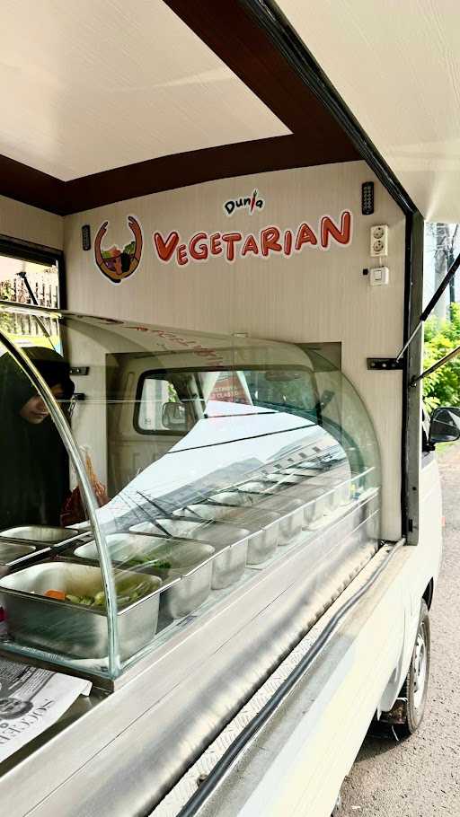 Dunia Vegetarian Mekar Wangi 8