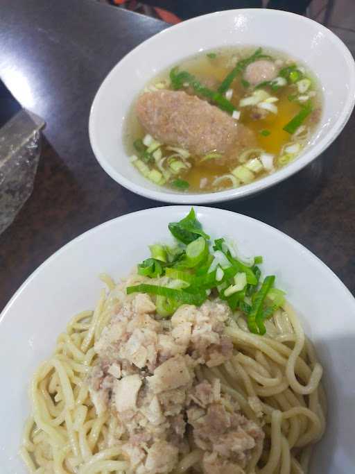 Mie Bakso Mekar Wangi 8 7