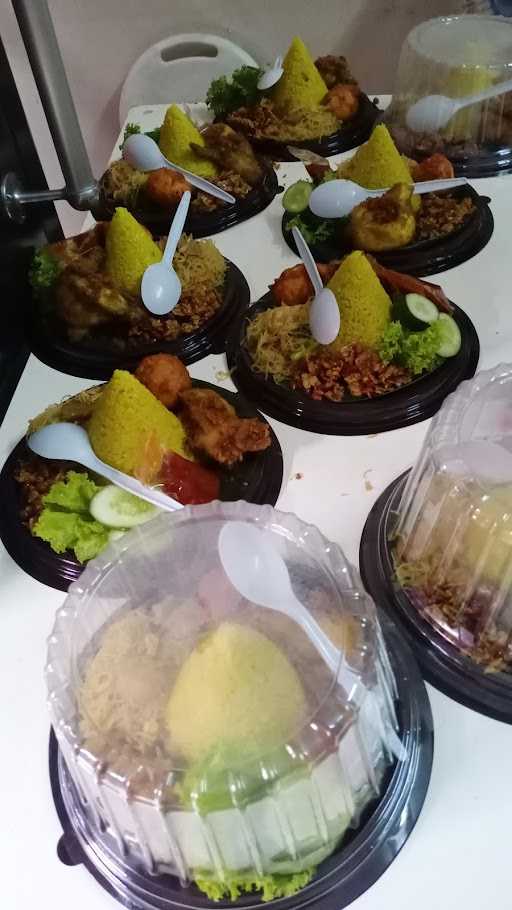 Nasi Kuning Ibu Diana 1