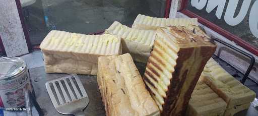 Roti Bakar Bandung Aji 3