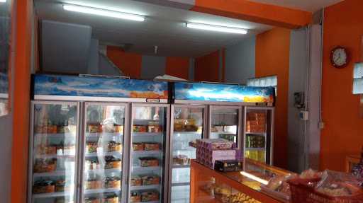 Superkue Cake & Bakery Pondok Petir 9