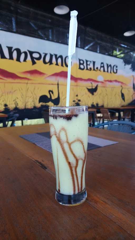 Kampung Belang Cafe & Resto 8