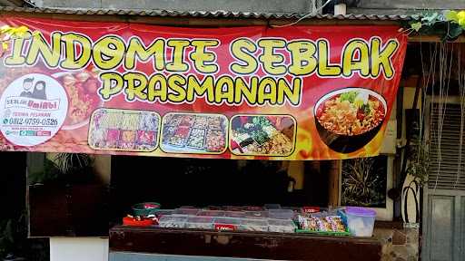 Seblak Prasmanan Umiabi Serua 4