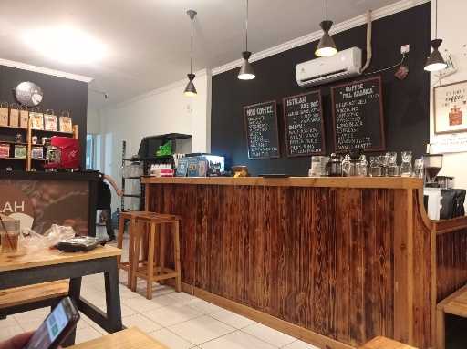 Istilah Kopi & Eatery 1