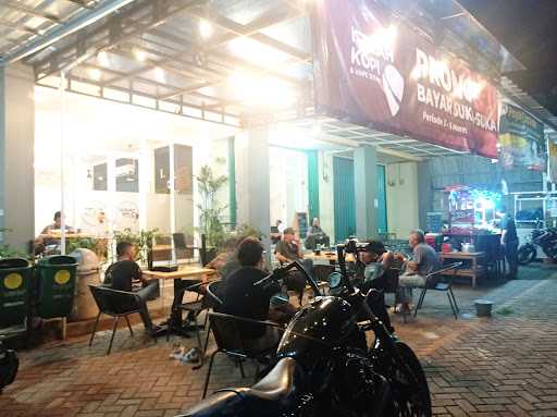 Istilah Kopi & Eatery 10