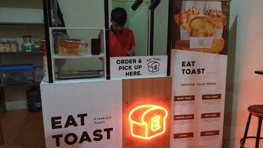 Eat Toast Sawangan Depok 9