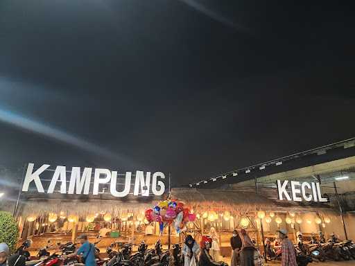 Kampung Kecil Restaurant 2