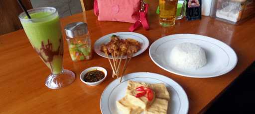 Kedai Sate Neng Mojang 5