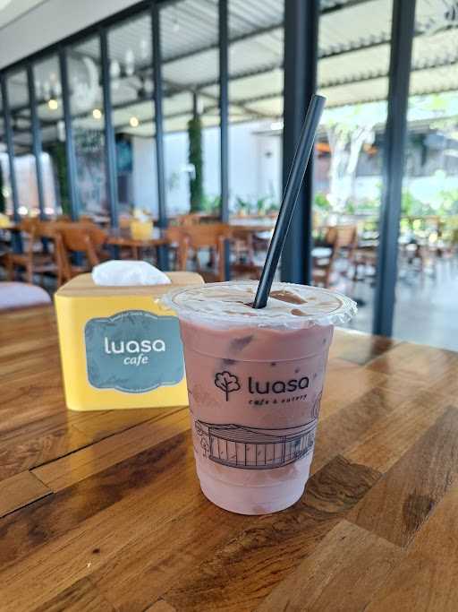 Luasa Cafe & Eatery 6