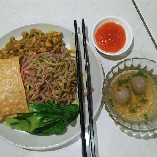 Mie Ayam Pelangi Mama Zidane 7