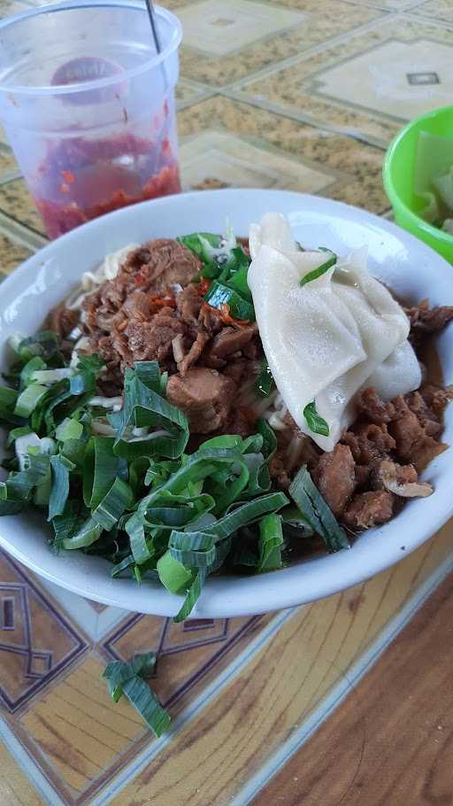 Pondok Mie Ayam Pangsit Kota 7