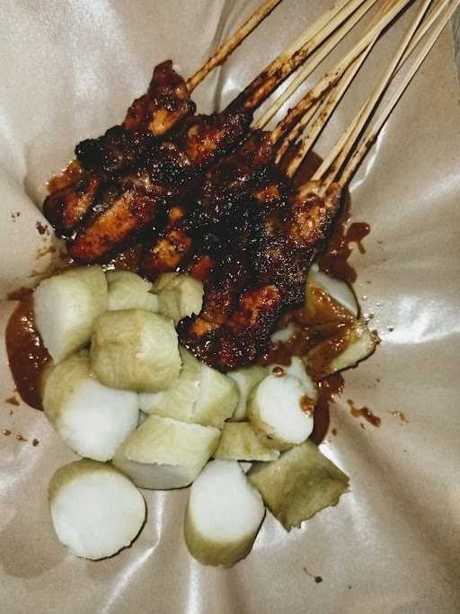 Sate Madura Cak Kumis Bojongsari 8