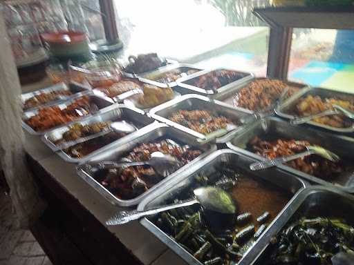 Warung Nasi Cidoyang 8