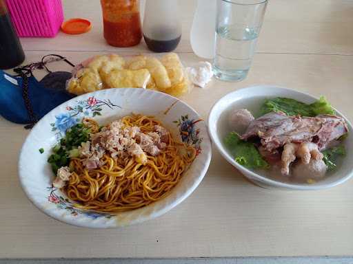 Mie Atung 3