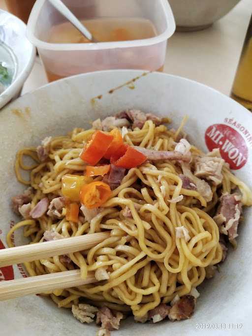 Mie Atung 6