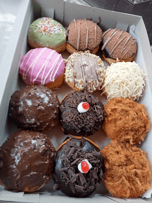 Mazzatti Donuts 8