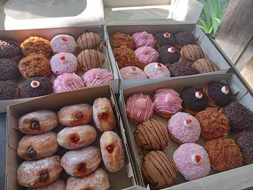 Mazzatti Donuts 3