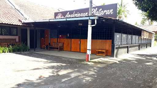 Angkringan Plataran 4