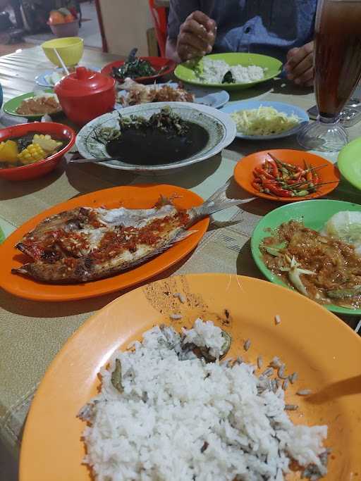 Warung Bambu Kuning 5