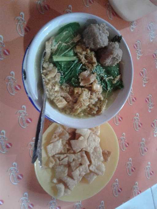 Bakso & Pangsit Lembo 7