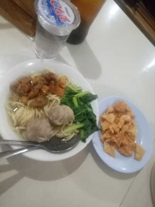 Bakso & Pangsit Lembo 1