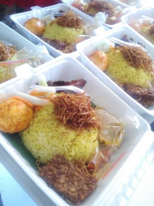 Nasi Kuning Alya 8