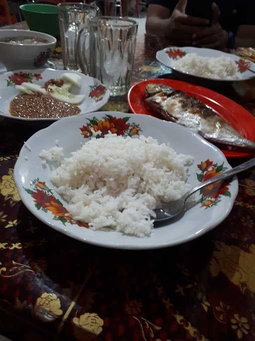 Warung Pangkep H Saing 2