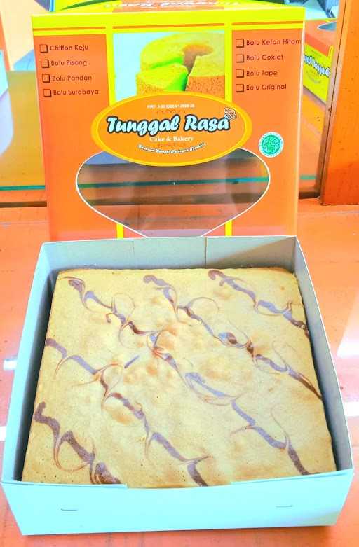 Toko Roti Tunggal Rasa Borobudur 10